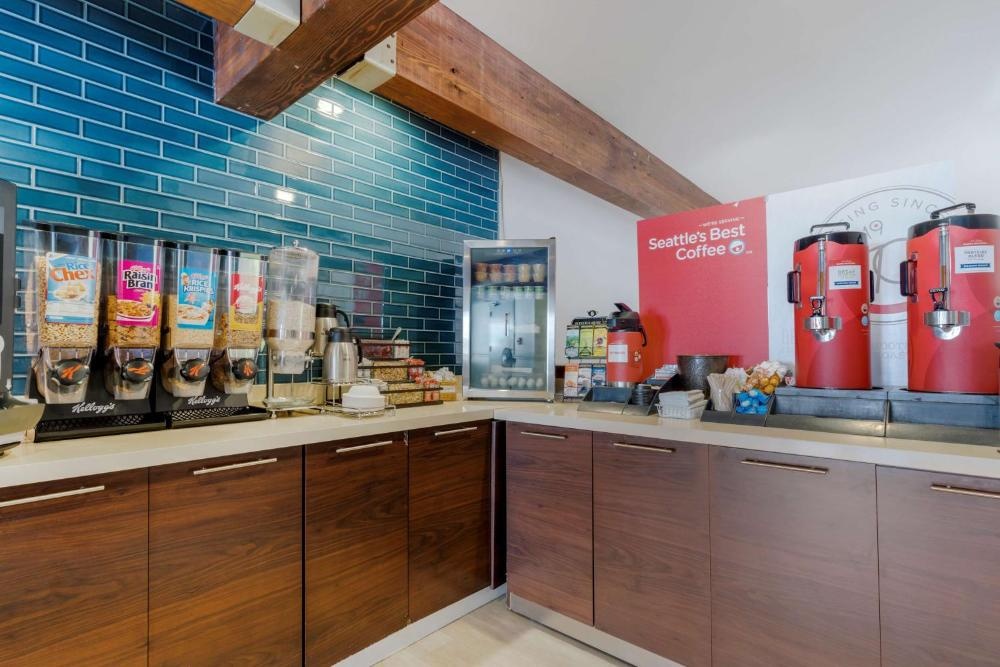 Best Western Plus Novato Oaks Inn