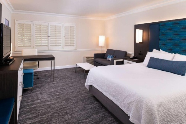 Best Western Plus Novato Oaks Inn image 14
