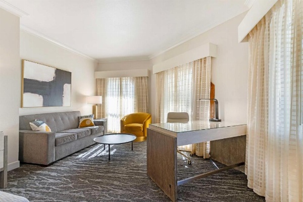 Best Western Plus Novato Oaks Inn image 20